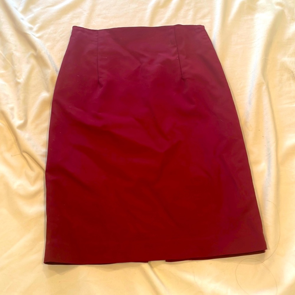 Lulu’s red pencil skirt size XS